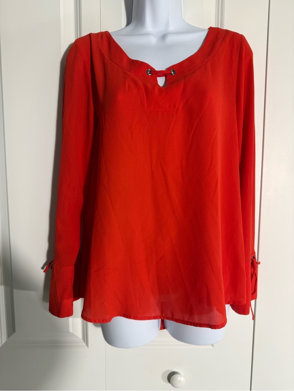 Violet & Claire Bright Orange Red Long-Sleeve Scoop Neck Blouse